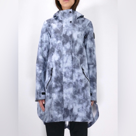 Canada Goose Black Label Kitsilano Raincoat
Large - Picture 2 of 9